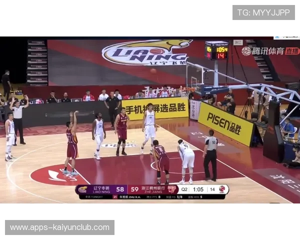 赫尔利闪转腾挪创造空位,印城全队追分迅速